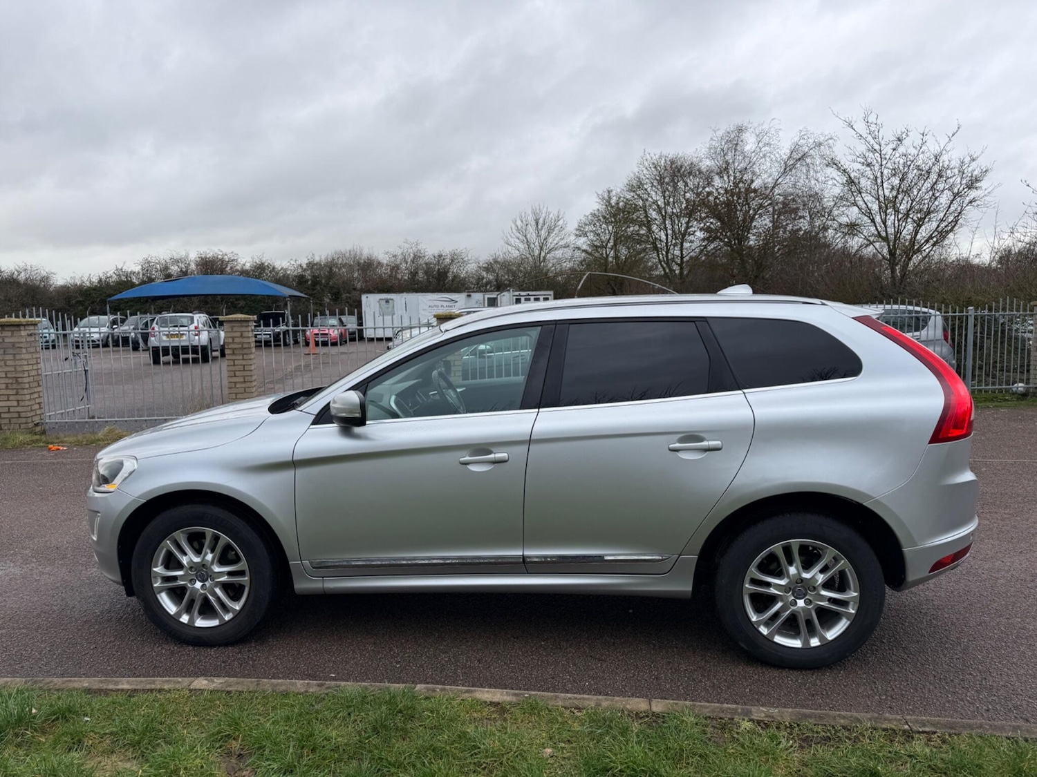 Used Volvo XC60 2014 for sale - 77478809: Photo 5