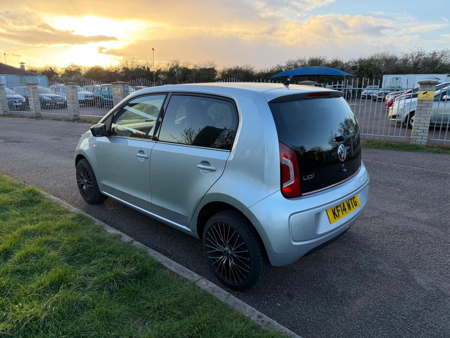 Used Volkswagen up! 2026 for sale - 78033998: Photo 4