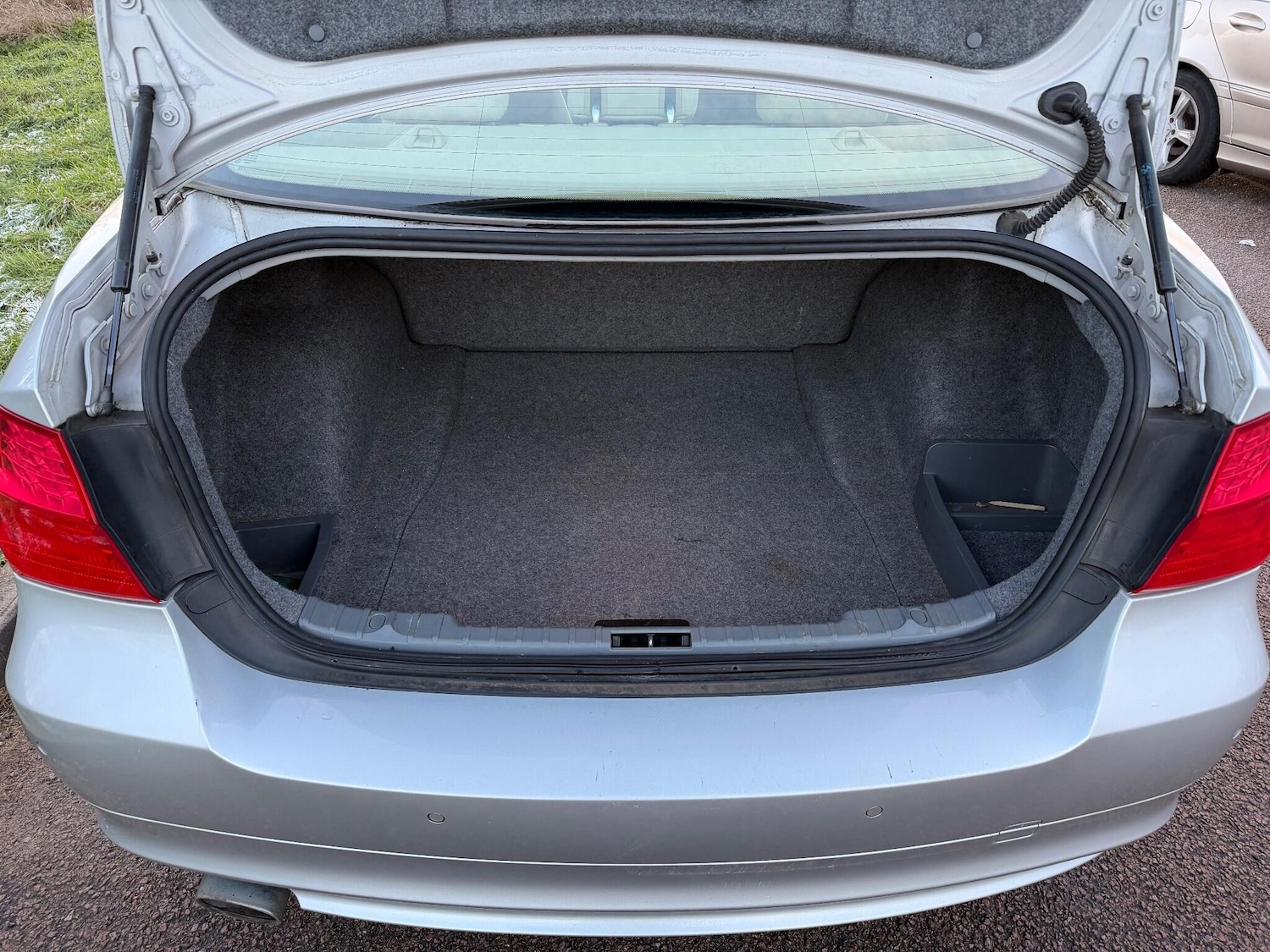 Used BMW 3 Series 2010 for sale - 77101829: Photo 16