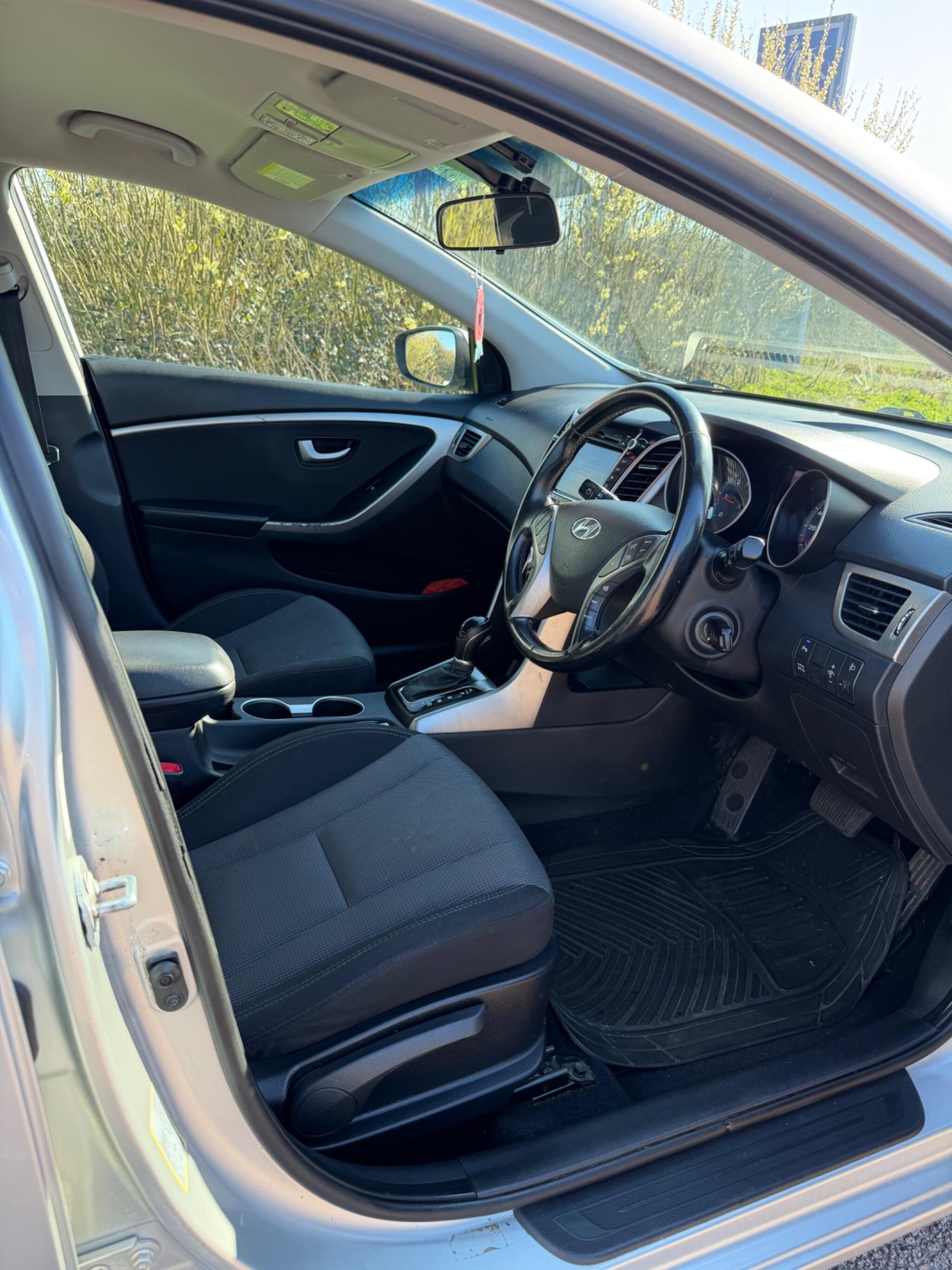 Used Hyundai i30 2013 for sale - 77940225: Photo 14