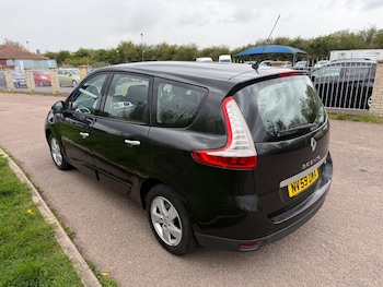 Used Renault Grand Scenic 2009 for sale - 78260882: Photo