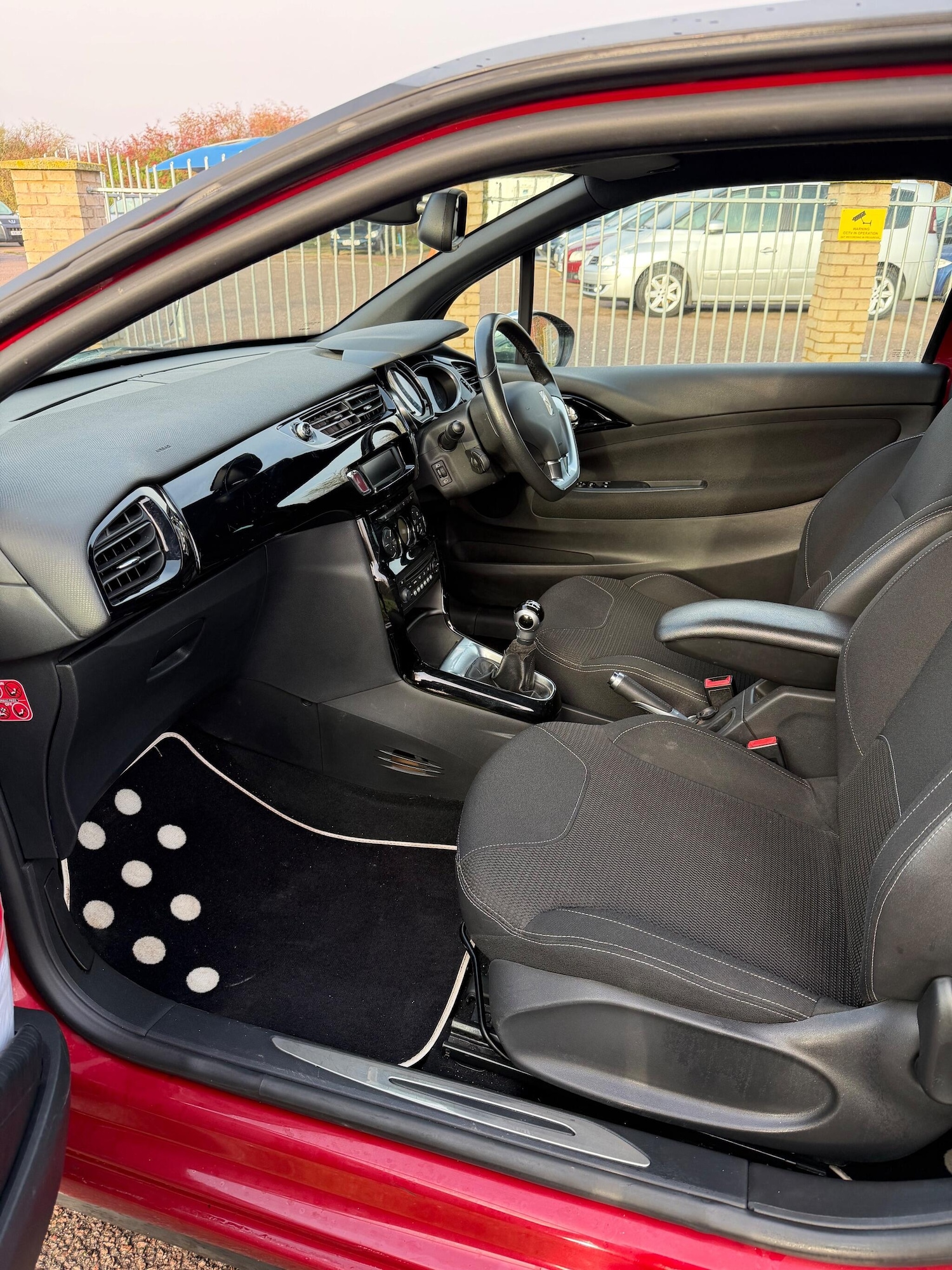 Used Citroen DS3 2010 for sale - 77016270: Photo 14