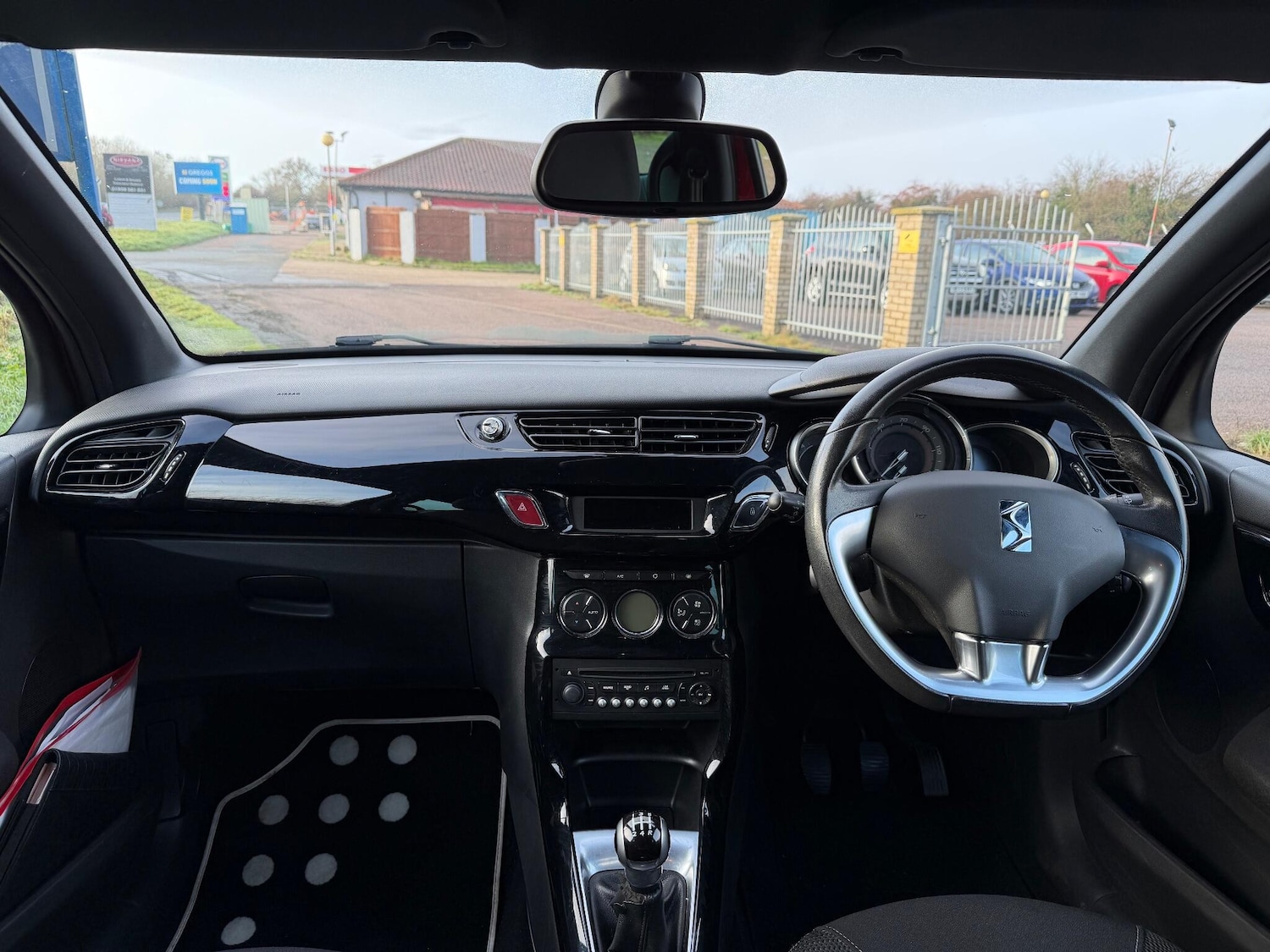 Used Citroen DS3 2010 for sale - 77016270: Photo 9