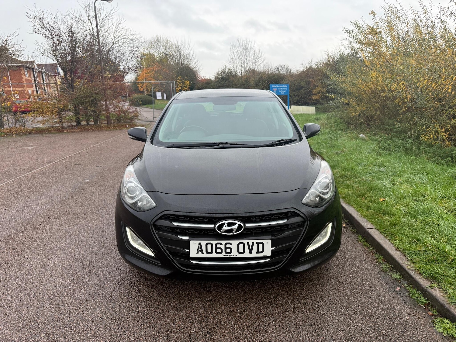 Used Hyundai i30 2016 for sale - 76512118: Photo 2