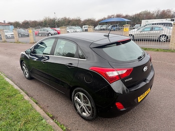 Used Hyundai i30 2016 for sale - 76512118: Photo