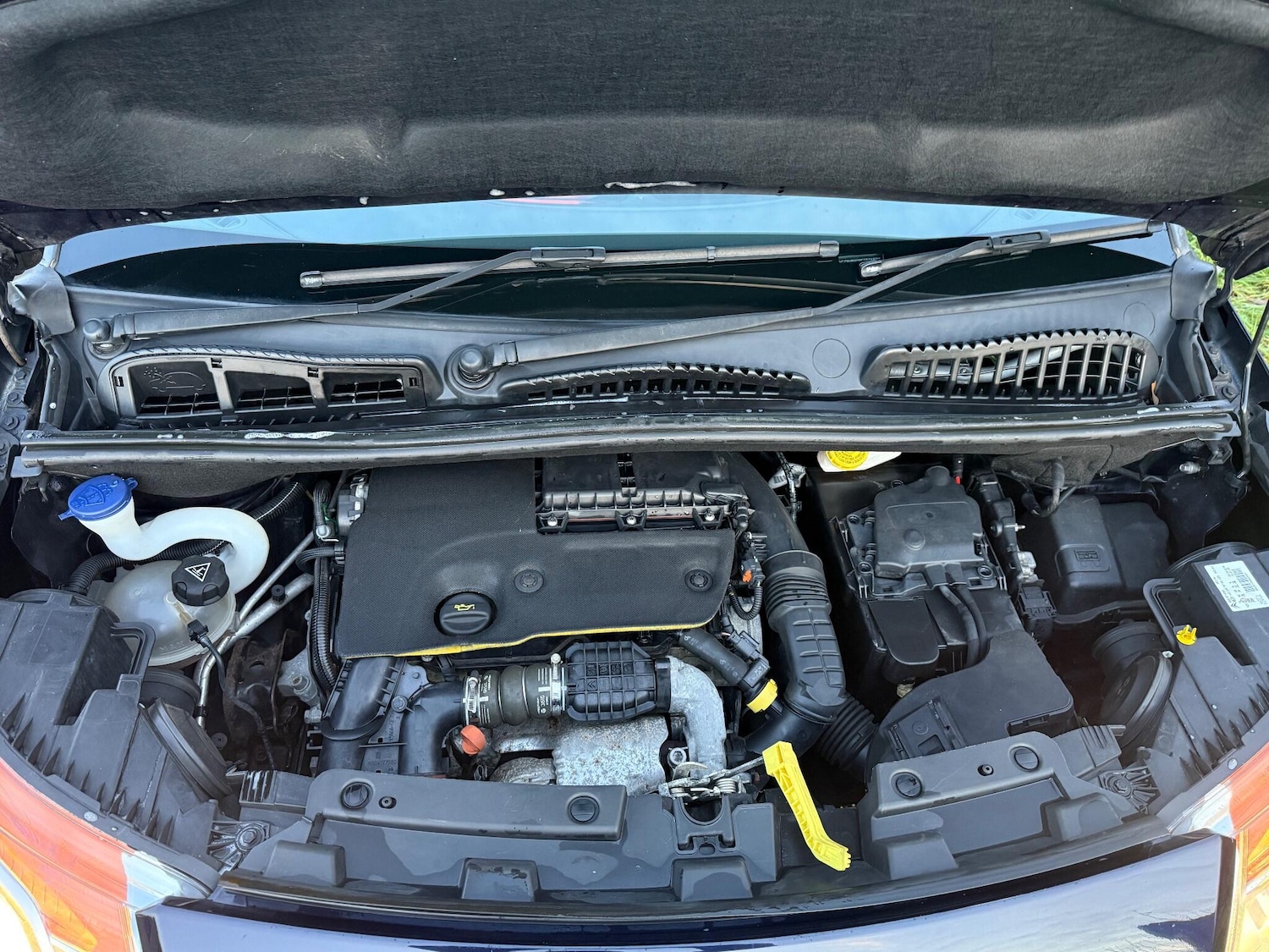 Used Citroen C3 Picasso 2015 for sale - 76965570: Photo 15