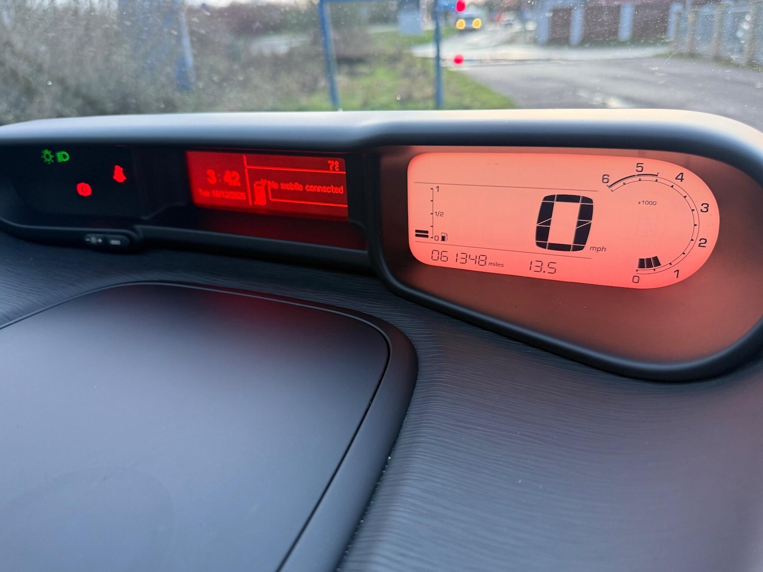 Used Citroen C3 Picasso 2015 for sale - 76965570: Photo 9