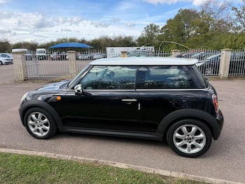 Used MINI Hatch 2009 for sale - 79860818: Photo