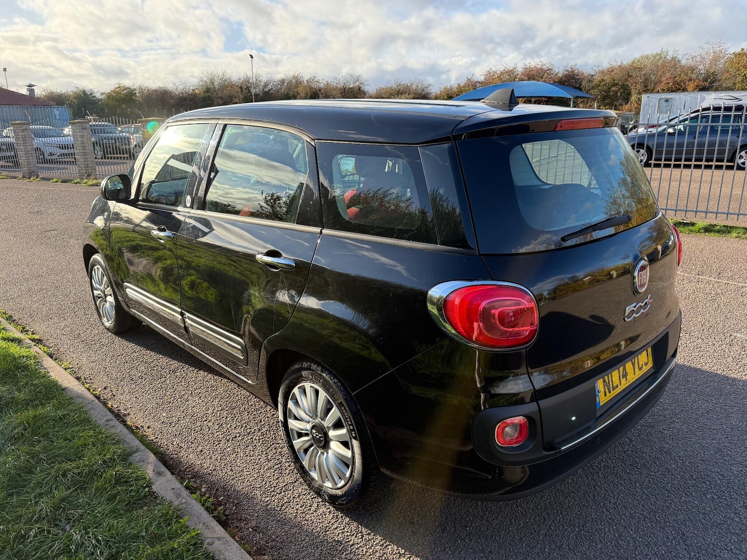 Used Fiat 500L 2014 for sale - 76370317: Photo 4