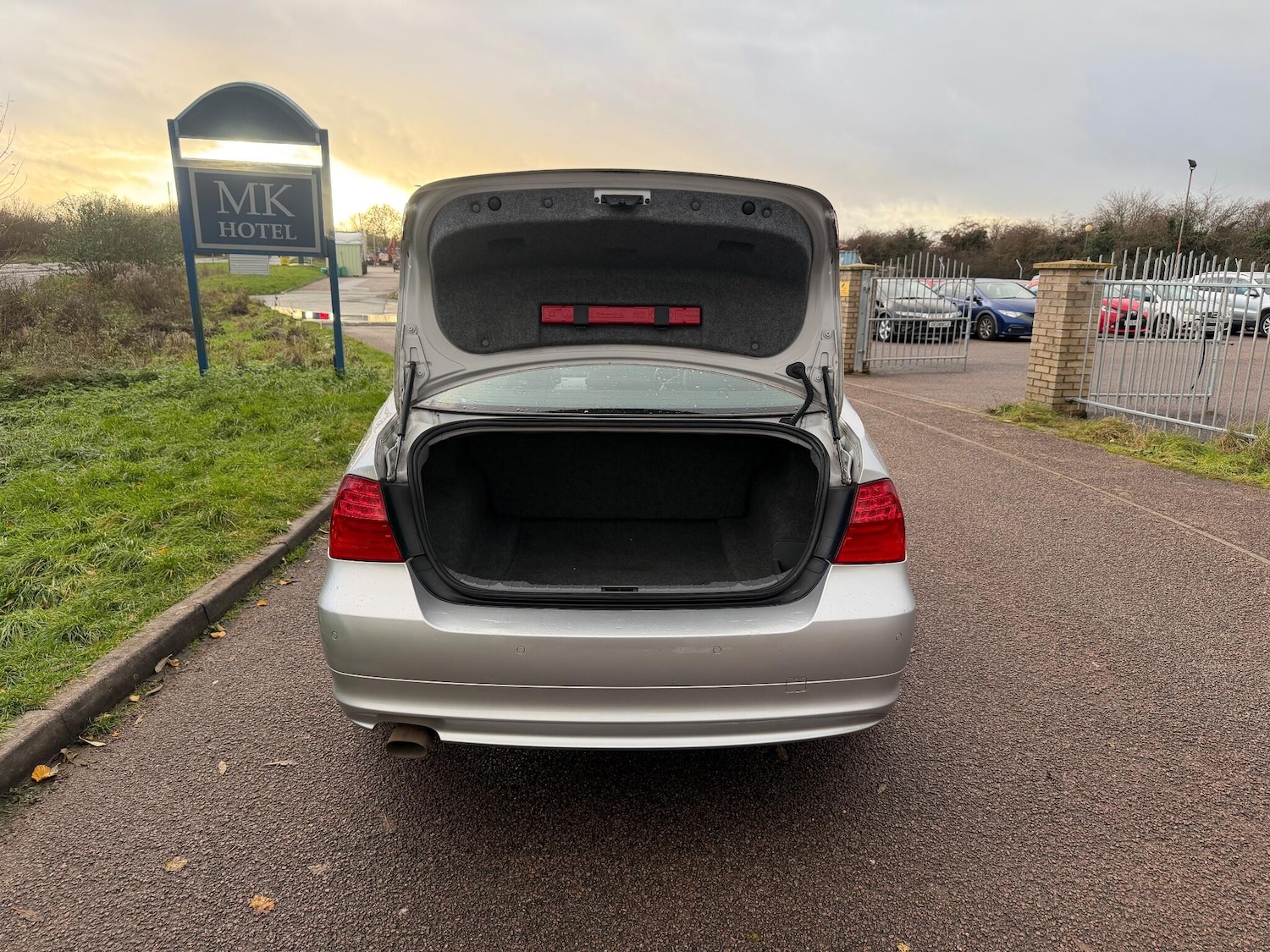 Used BMW 3 Series 2011 for sale - 76849580: Photo 18