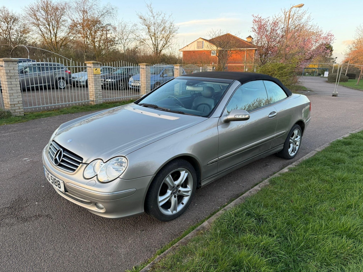 Used Mercedes-Benz CLK 2005 for sale - 77883288: Photo 11