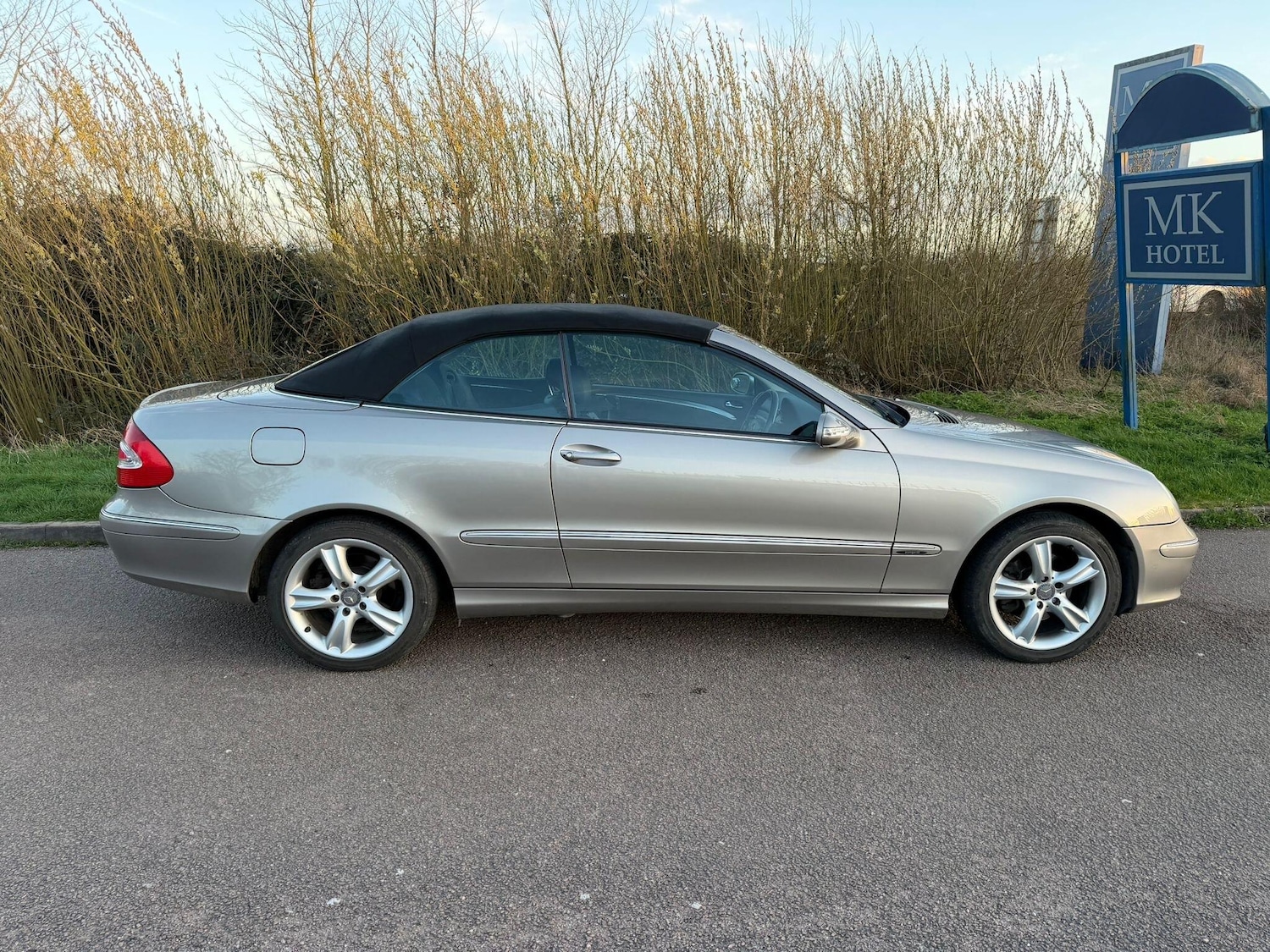 Used Mercedes-Benz CLK 2005 for sale - 77883288: Photo 15