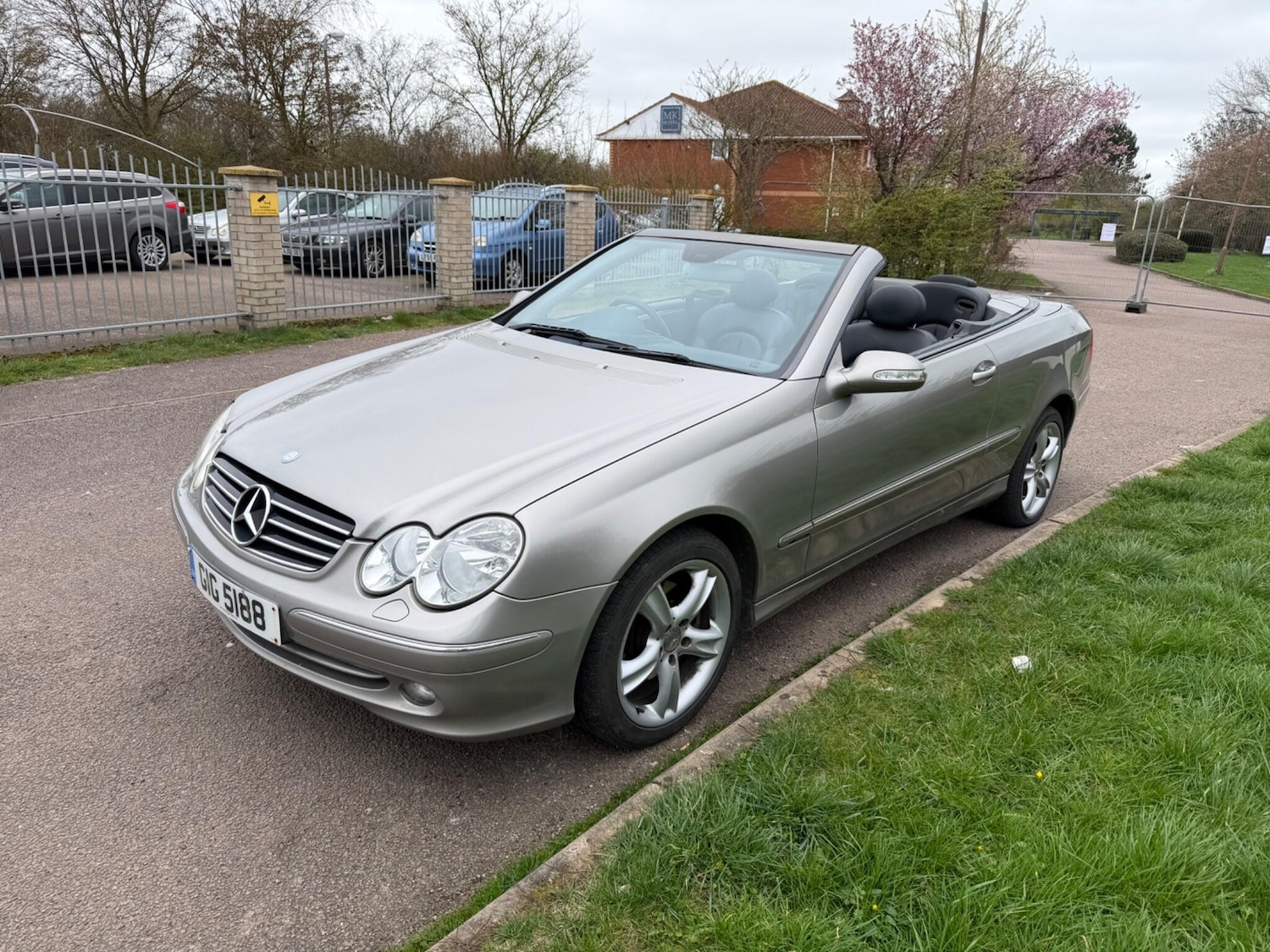 Used Mercedes-Benz CLK 2005 for sale - 77883288: Photo 3
