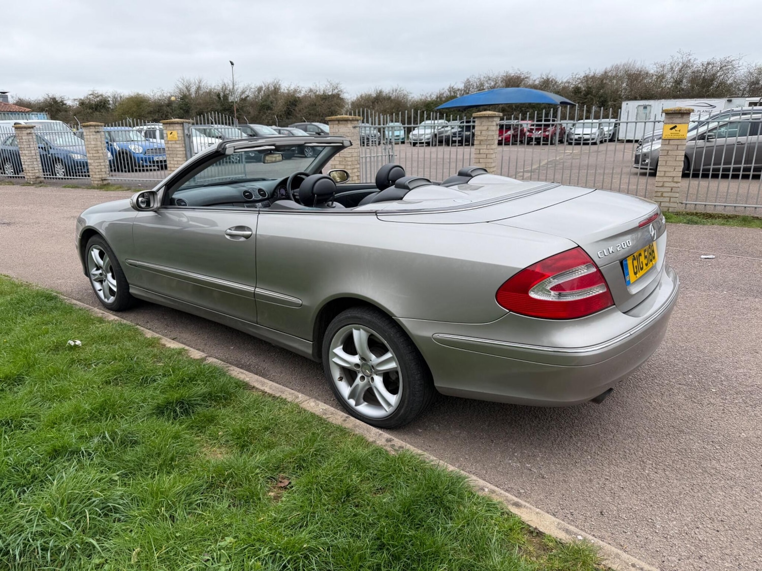 Used Mercedes-Benz CLK 2005 for sale - 77883288: Photo 4