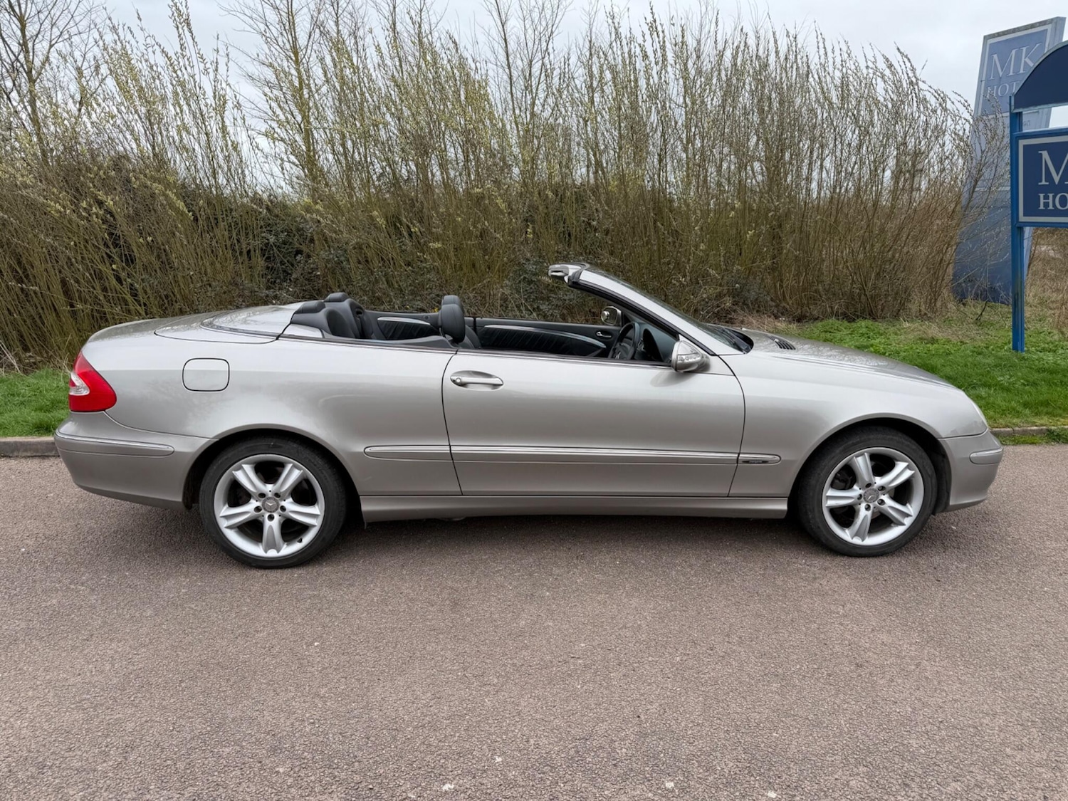 Used Mercedes-Benz CLK 2005 for sale - 77883288: Photo 8