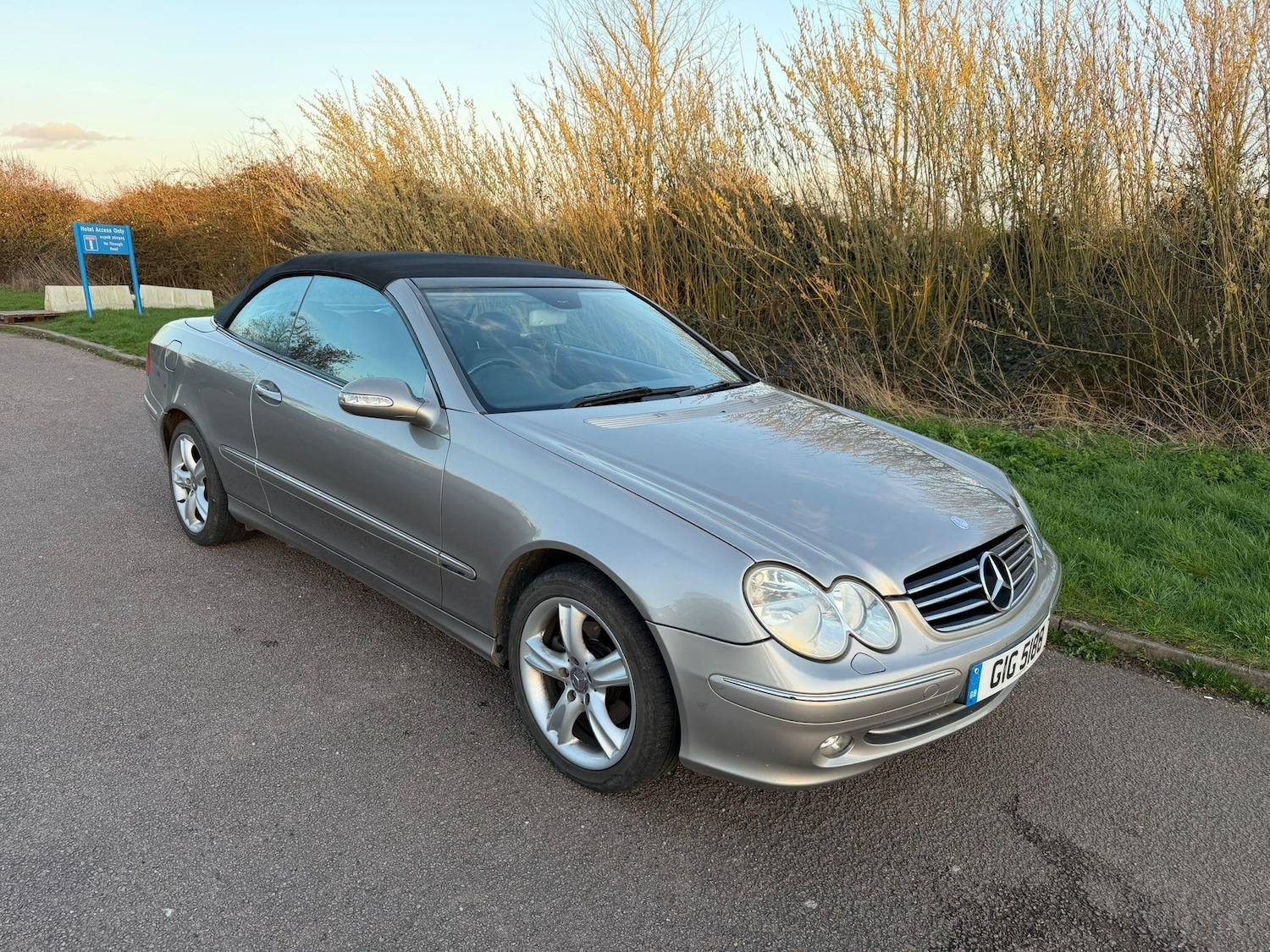 Used Mercedes-Benz CLK 2005 for sale - 77883288: Photo 9
