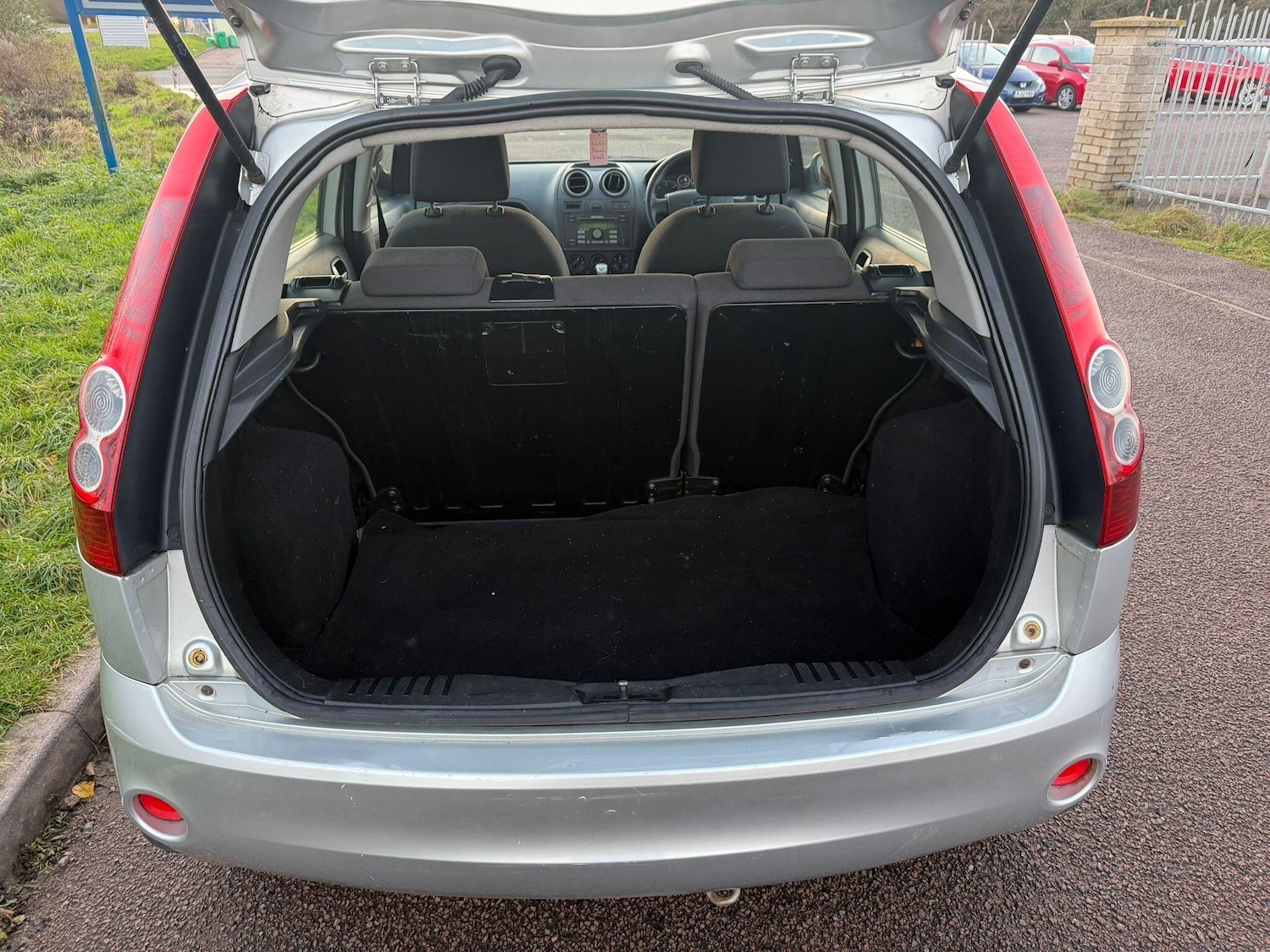 Used Ford Fiesta 2006 for sale - 76898627: Photo 17