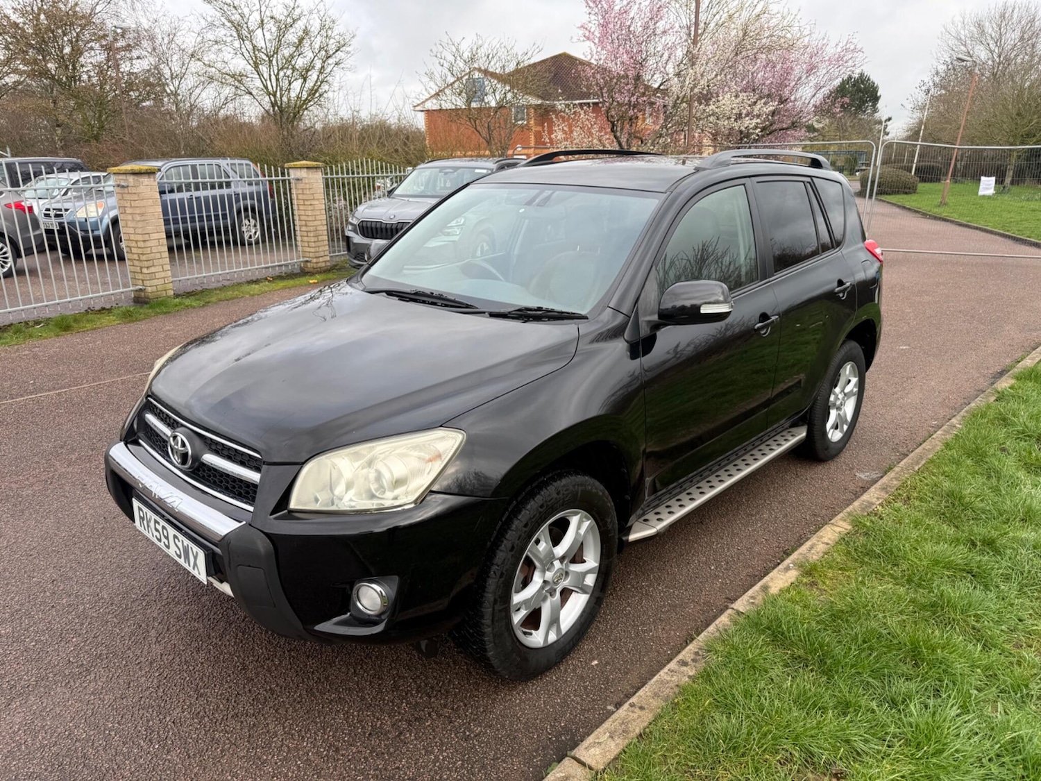 Used Toyota RAV4 2010 for sale - 77705225: Photo 3