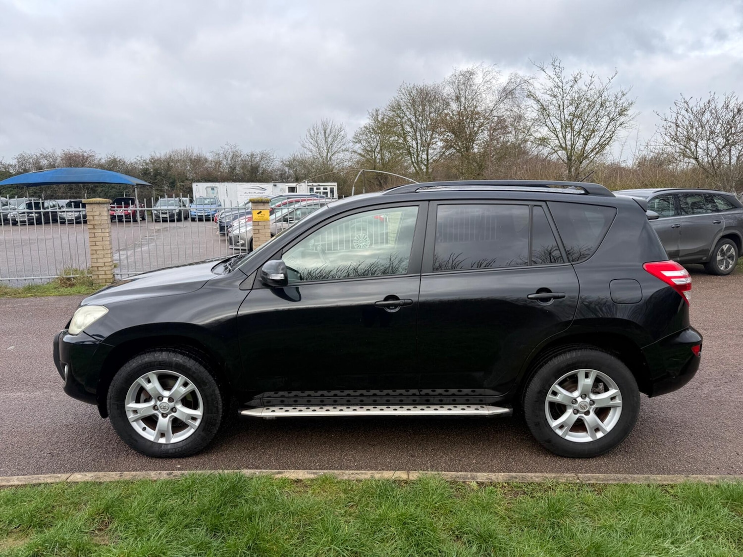 Used Toyota RAV4 2010 for sale - 77705225: Photo 5