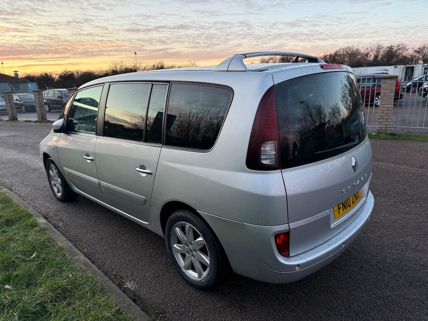 Used Renault Grand Espace 2010 for sale - 76964938: Photo 4