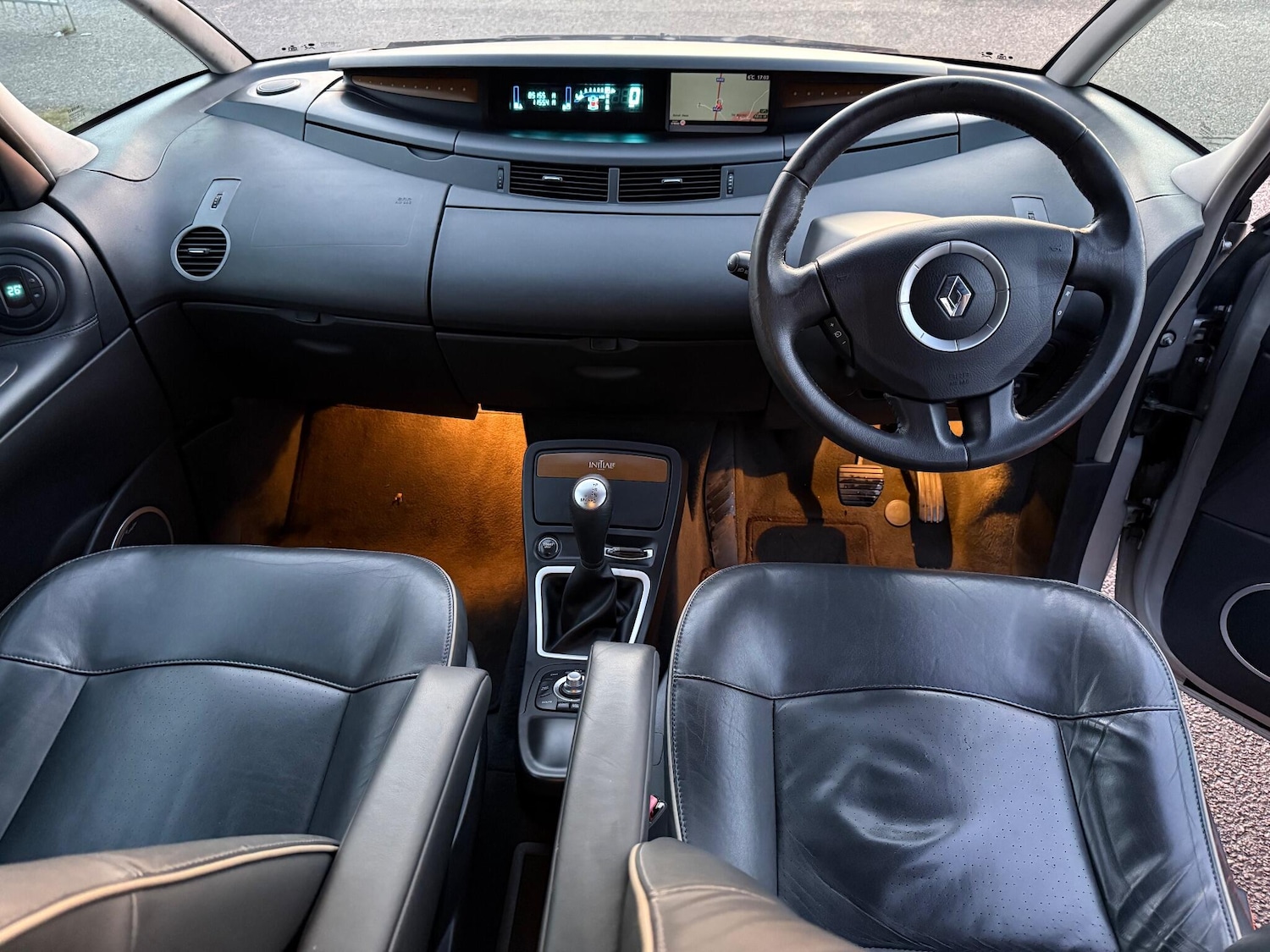 Used Renault Grand Espace 2010 for sale - 76964938: Photo 8