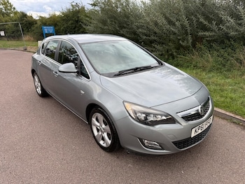 2011 (61) - 1.6 16v SRi Euro 5 5dr