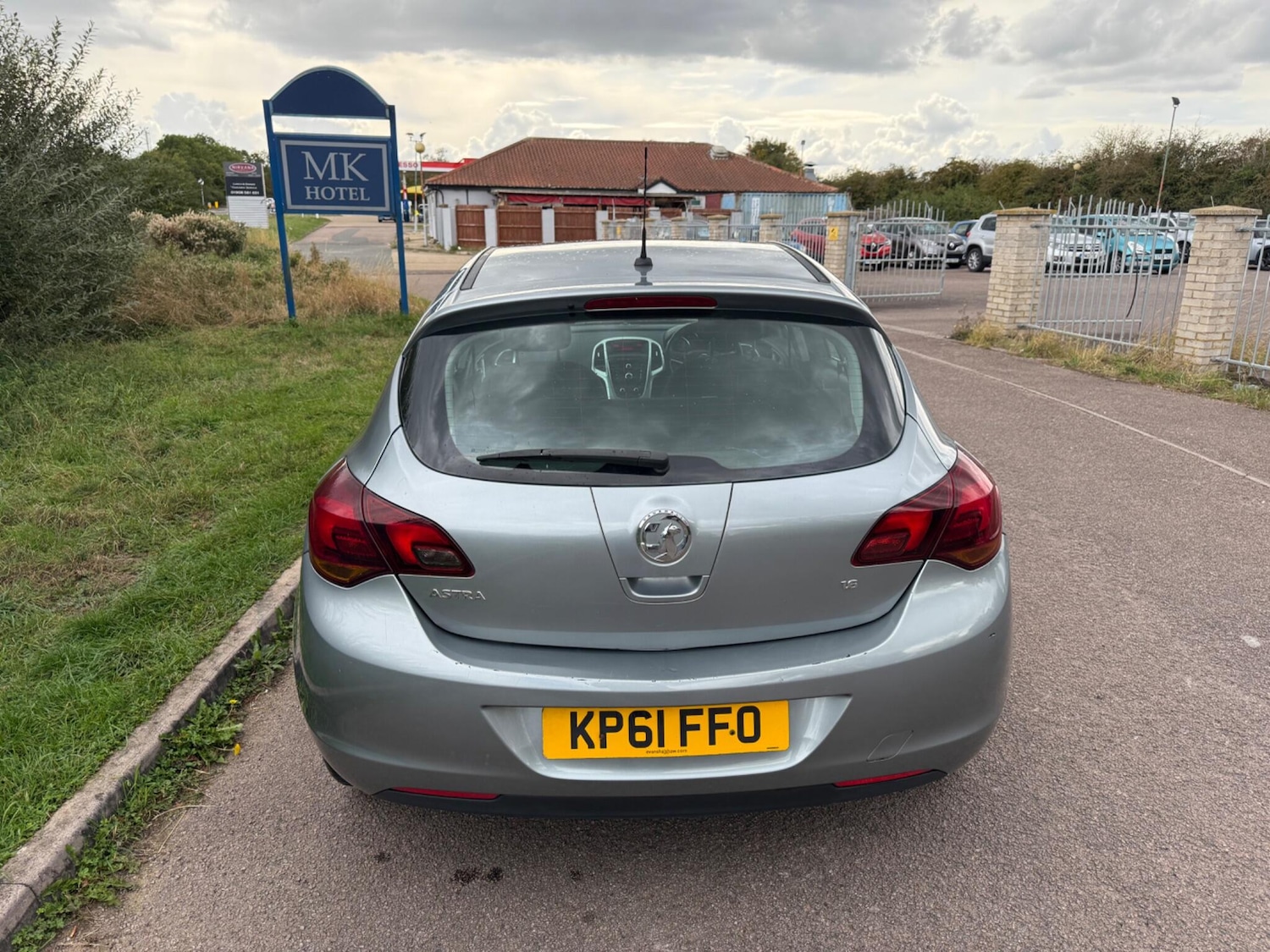 Vehicle 6