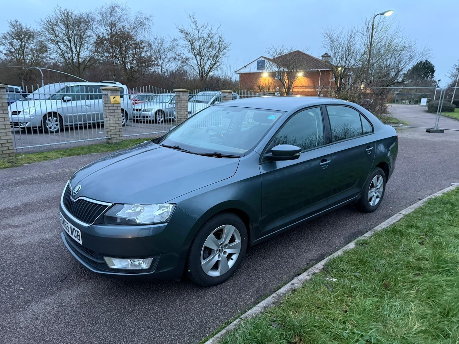 Used Skoda Rapid 2016 for sale - 77040551: Photo 3