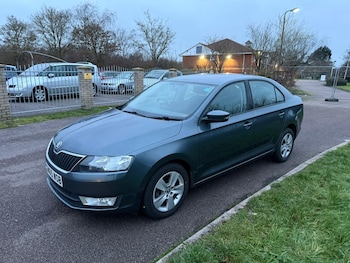 Used Skoda Rapid 2016 for sale - 77040551: Photo