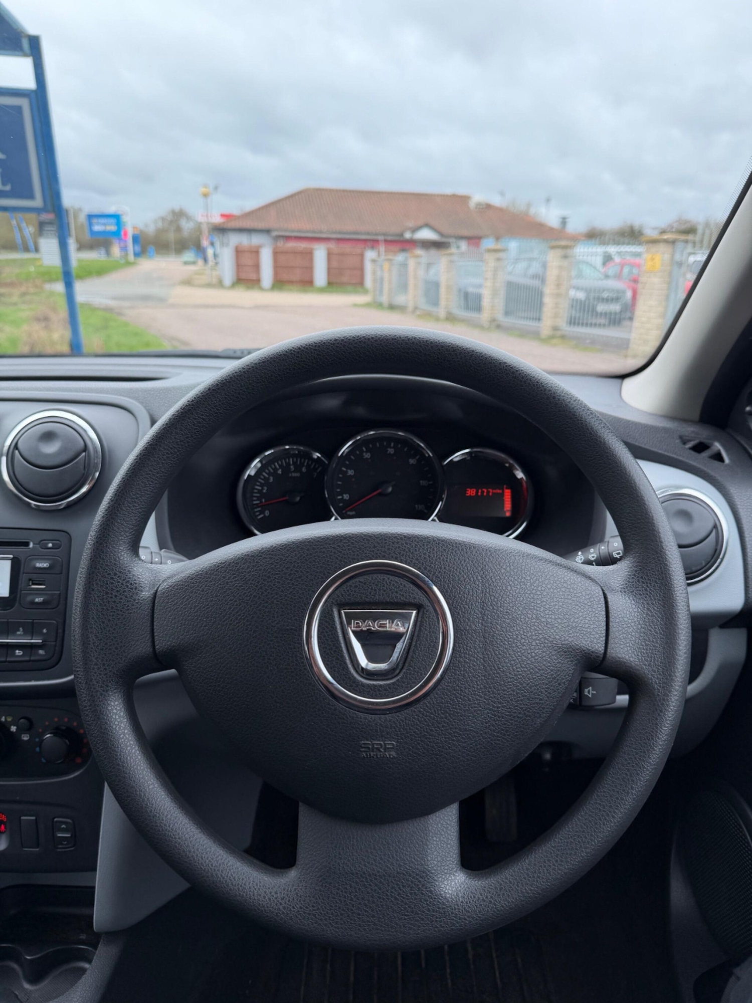 Used Dacia Sandero for sale - 77683495: Photo 12