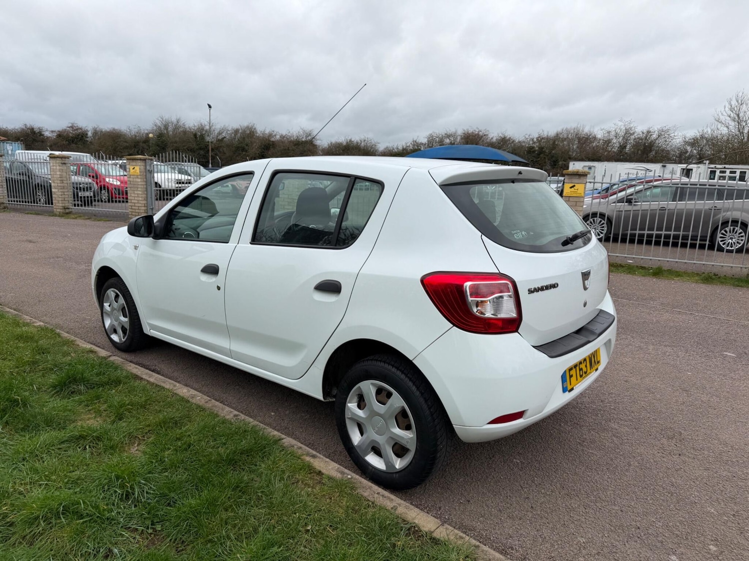 Used Dacia Sandero for sale - 77683495: Photo 4