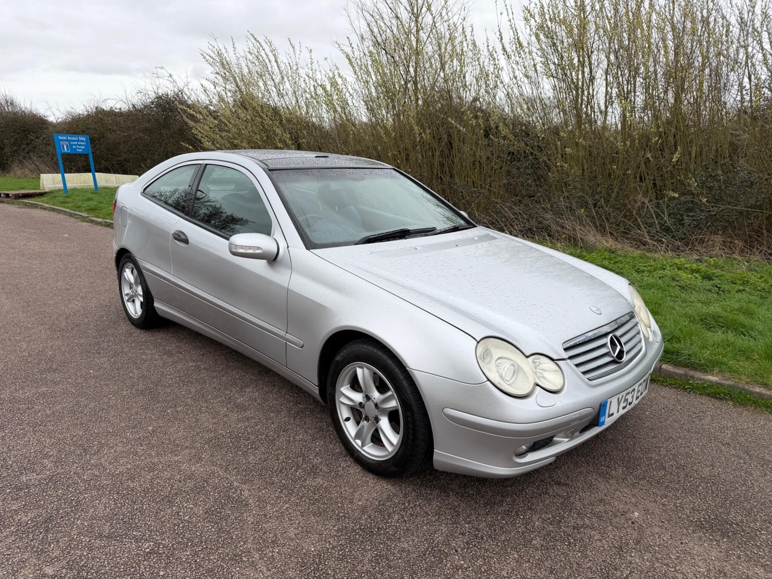 Used Mercedes-Benz C Class 2003 for sale - 77898517: Photo 1