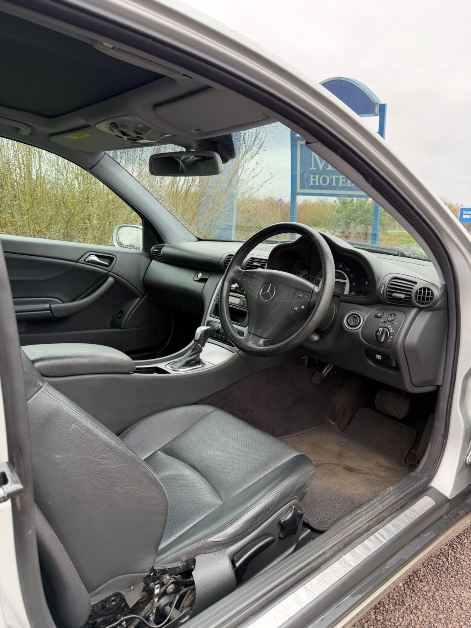 Used Mercedes-Benz C Class 2003 for sale - 77898517: Photo 14