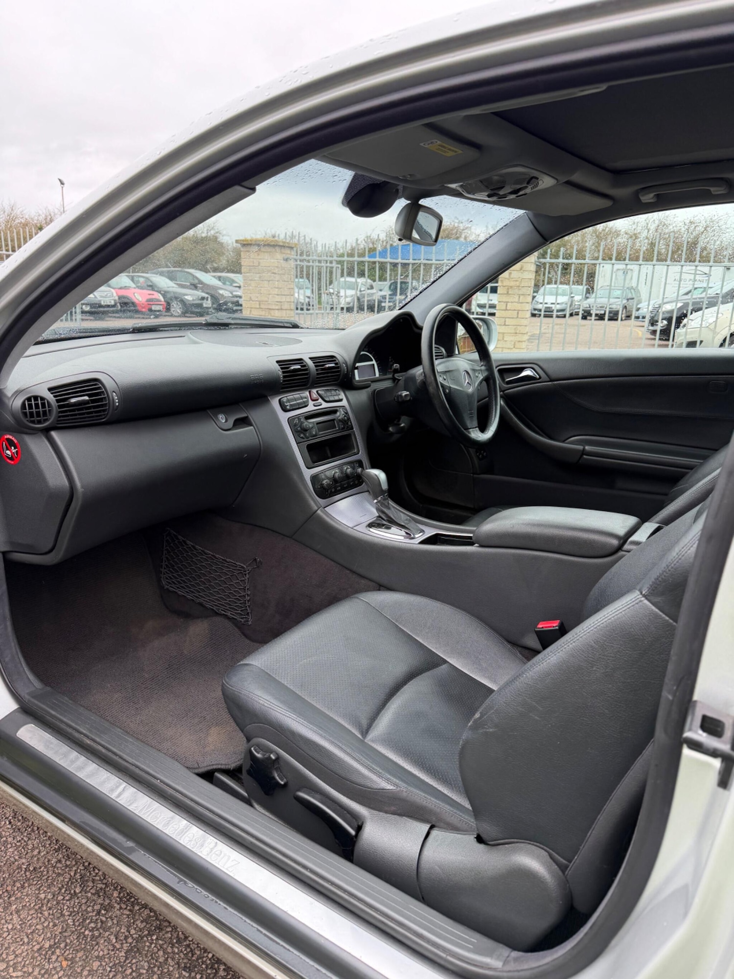 Used Mercedes-Benz C Class 2003 for sale - 77898517: Photo 15