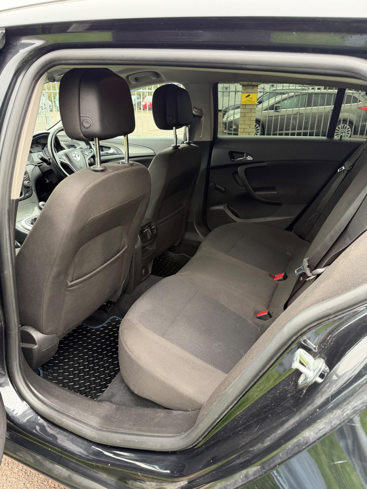 Used Vauxhall Insignia for sale - 77793839: Photo 16