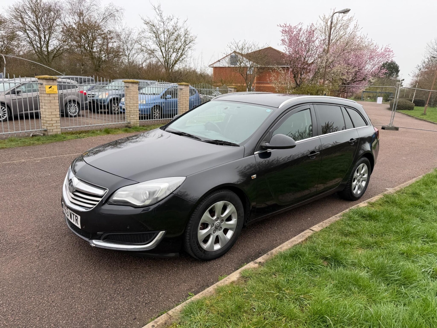 Used Vauxhall Insignia for sale - 77793839: Photo 3