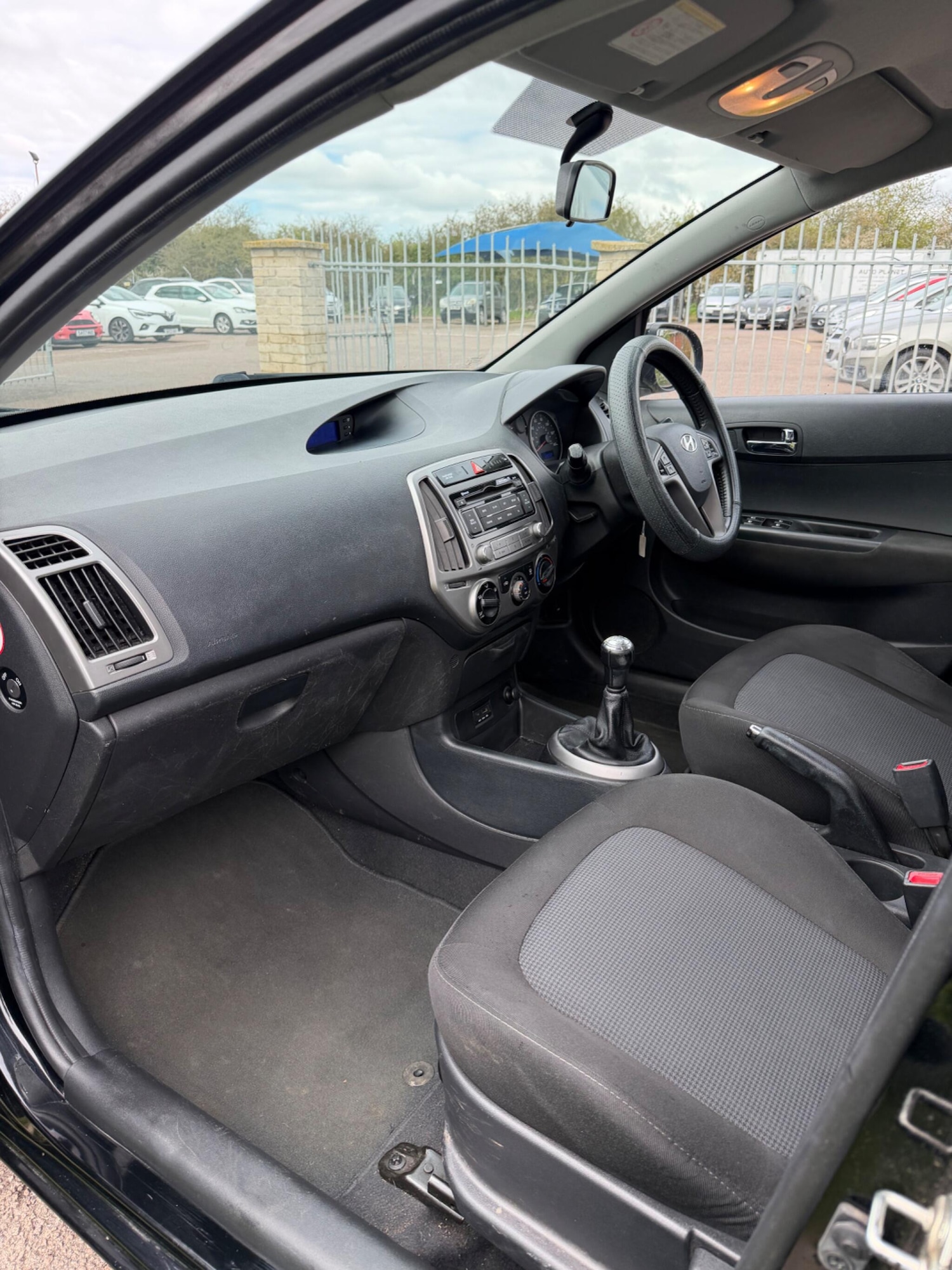 Used Hyundai i20 2013 for sale - 78086498: Photo 15