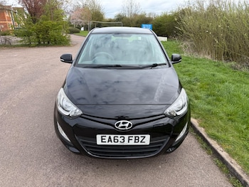 Used Hyundai i20 2013 for sale - 78086498: Photo