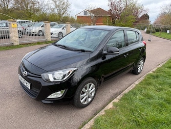 Used Hyundai i20 2013 for sale - 78086498: Photo