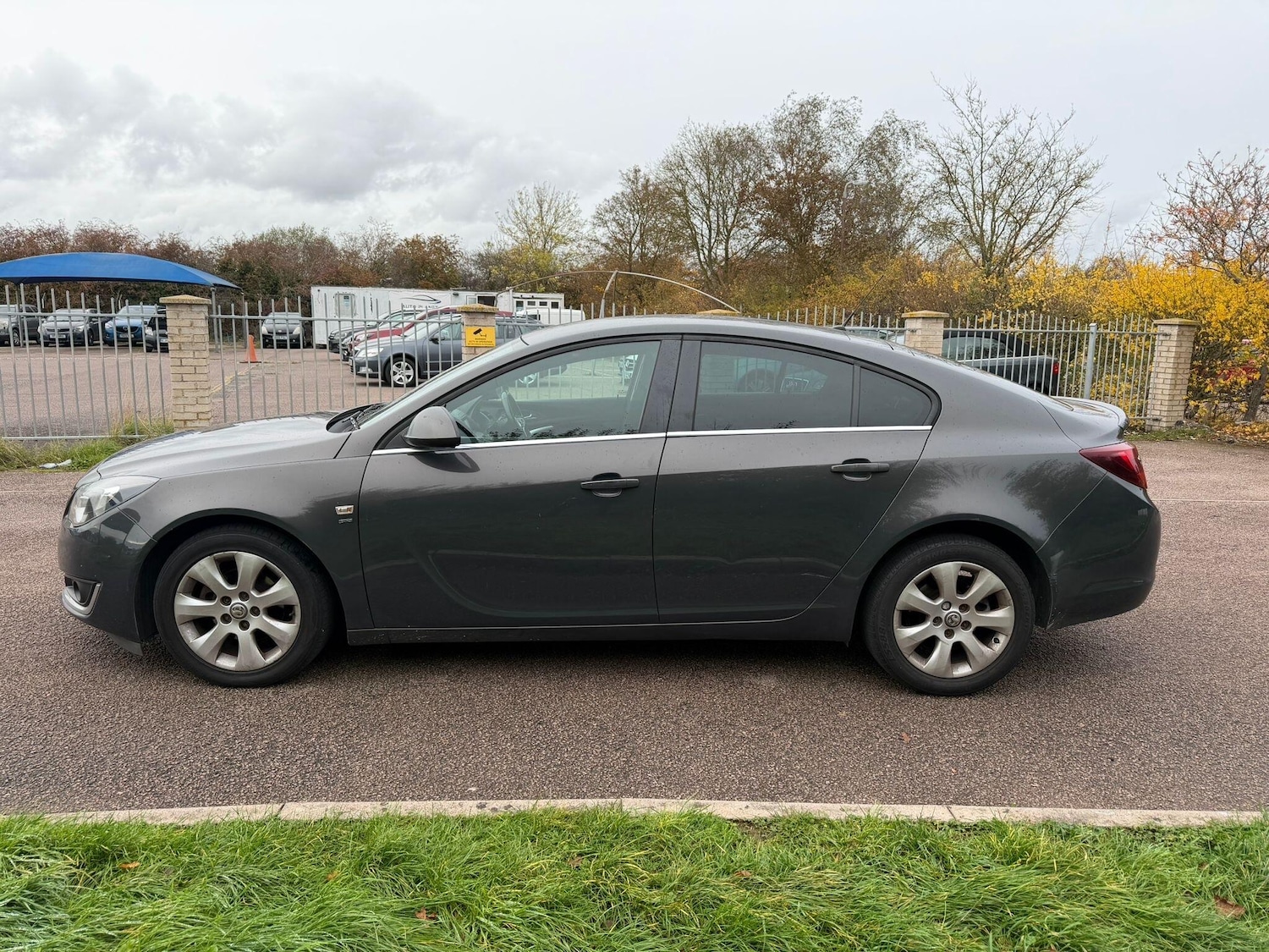 Used Vauxhall Insignia 2013 for sale - 76425684: Photo 5