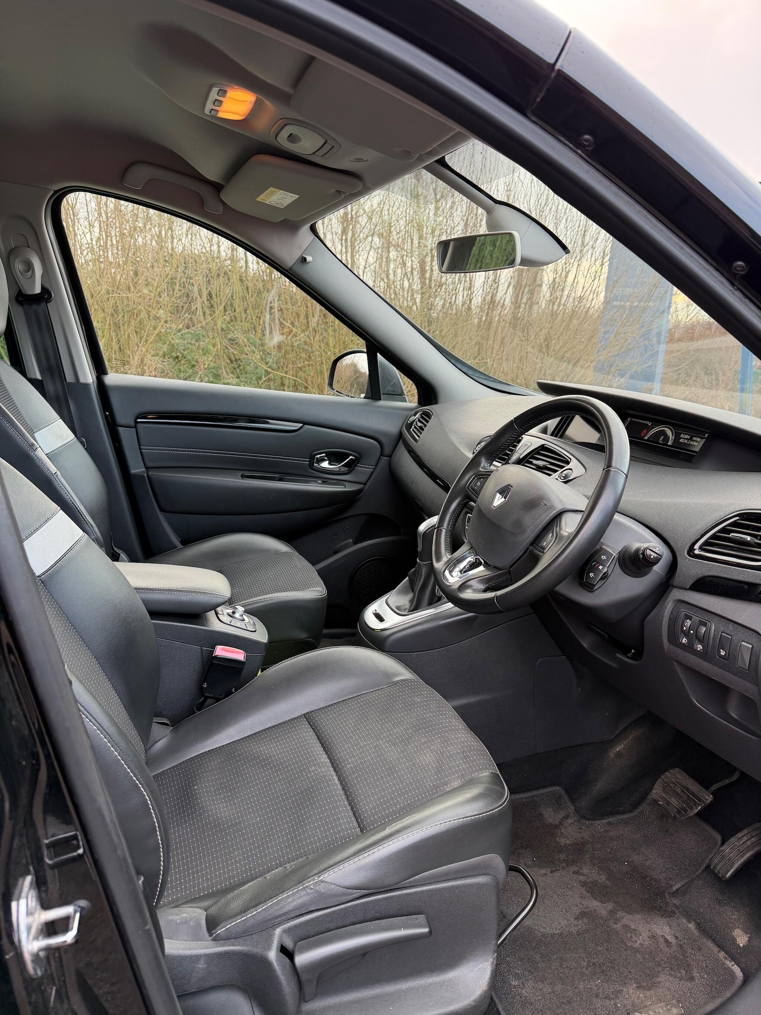 Used Renault Grand Scenic 2014 for sale - 77120440: Photo 11