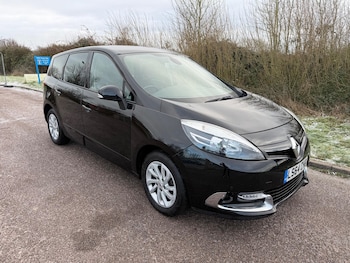 2014 (64) - 1.5 dCi Dynamique TomTom 5dr EDC