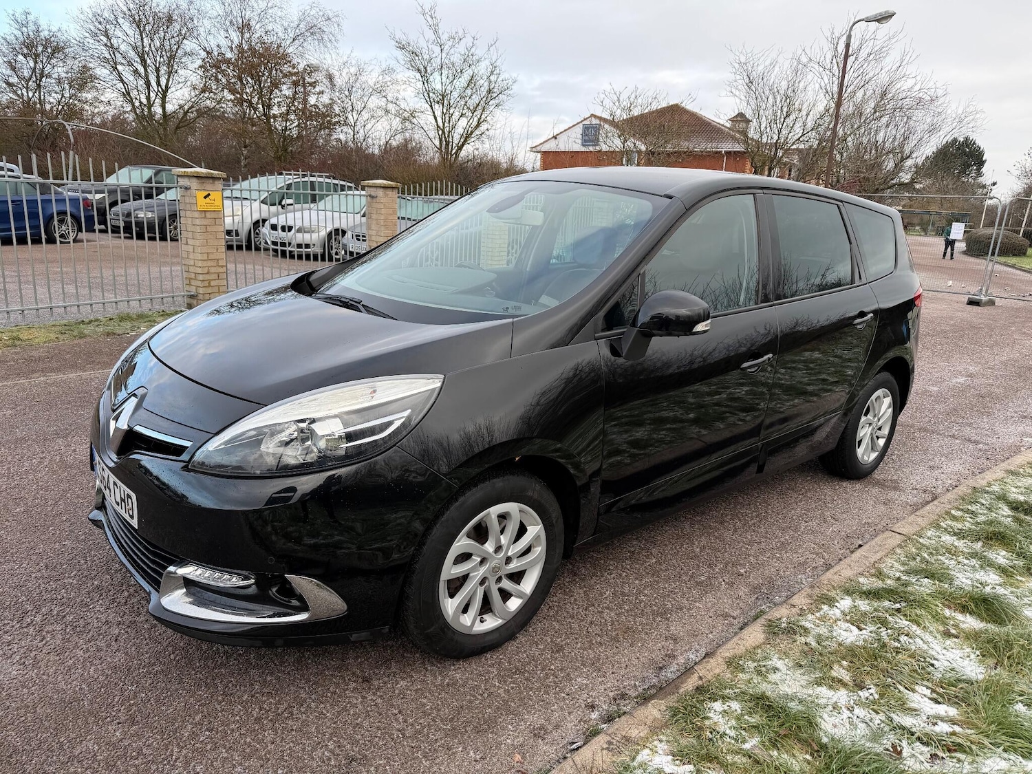 Used Renault Grand Scenic 2014 for sale - 77120440: Photo 3