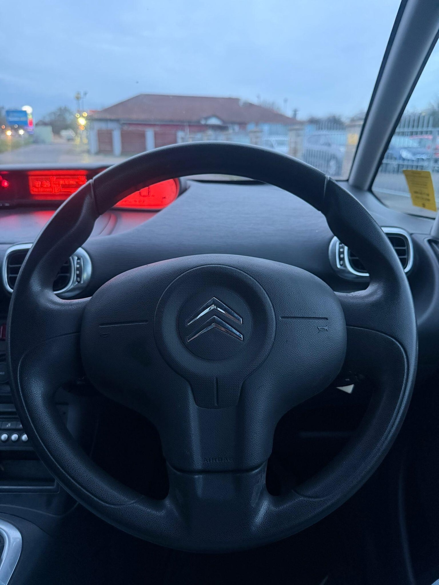 Used Citroen C3 Picasso 2012 for sale - 76572238: Photo 12