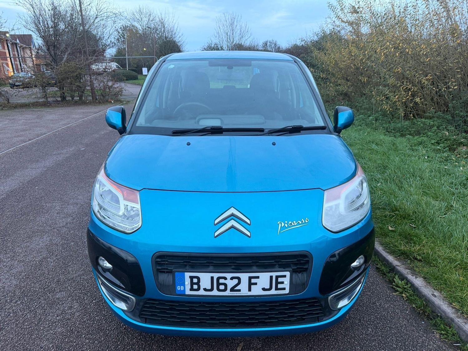 Used Citroen C3 Picasso 2012 for sale - 76572238: Photo 2