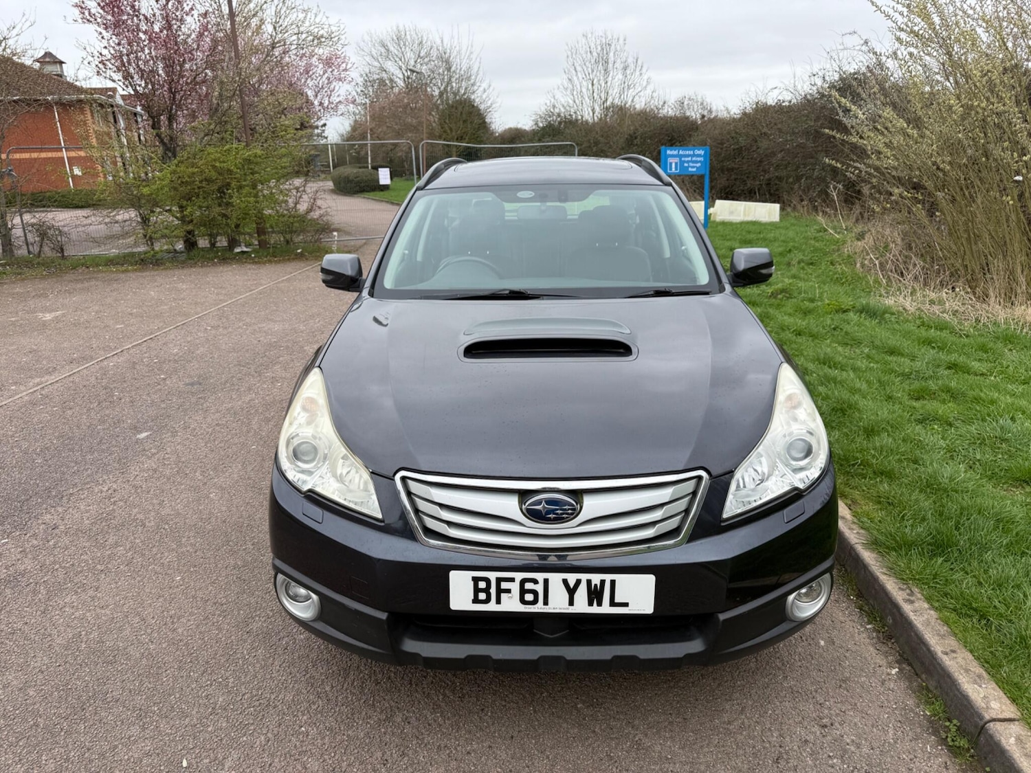 Used Subaru Outback 2012 for sale - 77882637: Photo 2