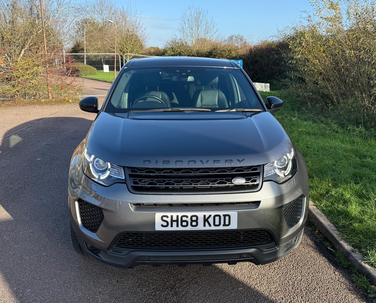 Used Land Rover Discovery Sport 2018 for sale - 76607972: Photo 2
