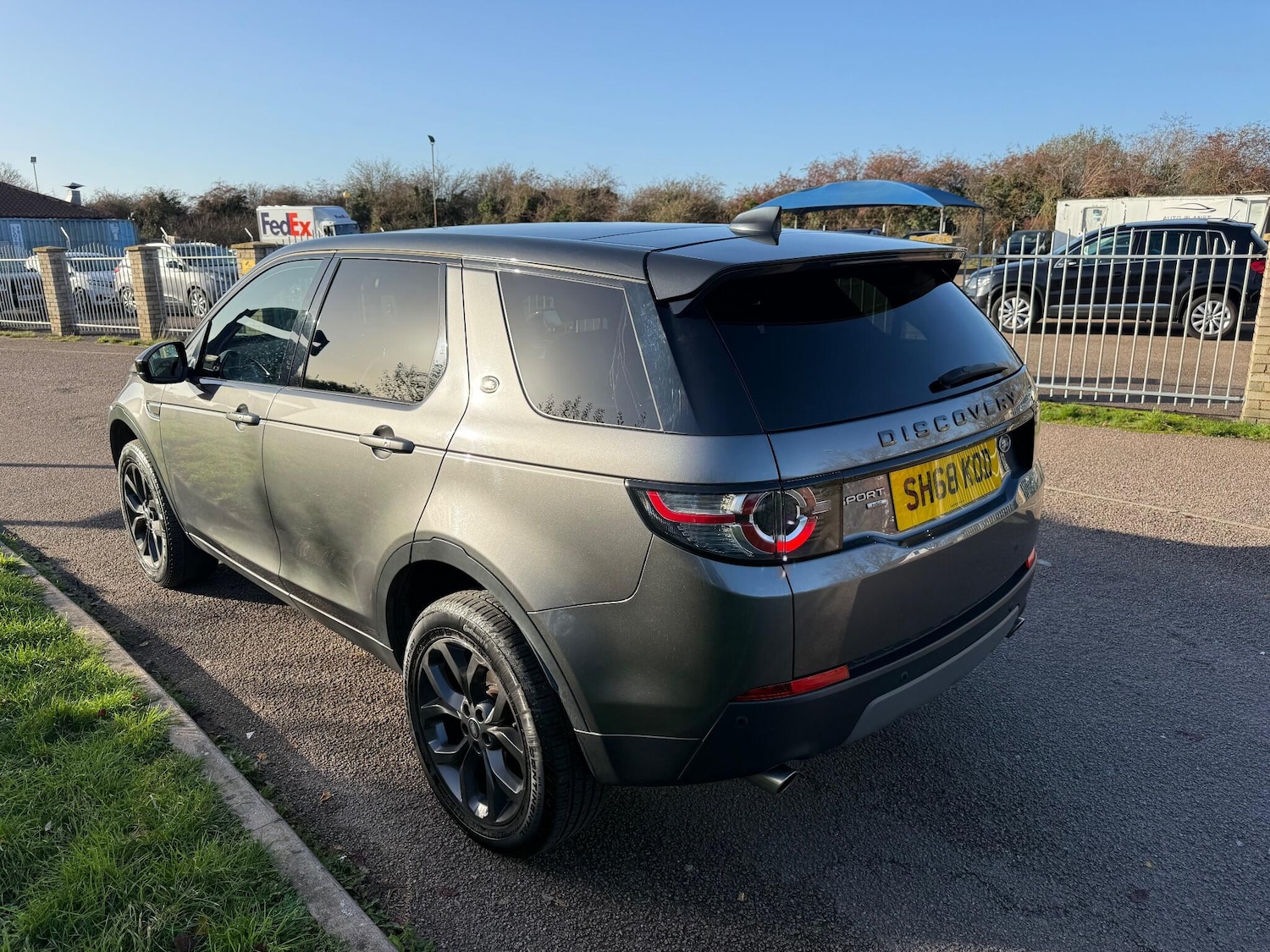 Used Land Rover Discovery Sport 2018 for sale - 76607972: Photo 4
