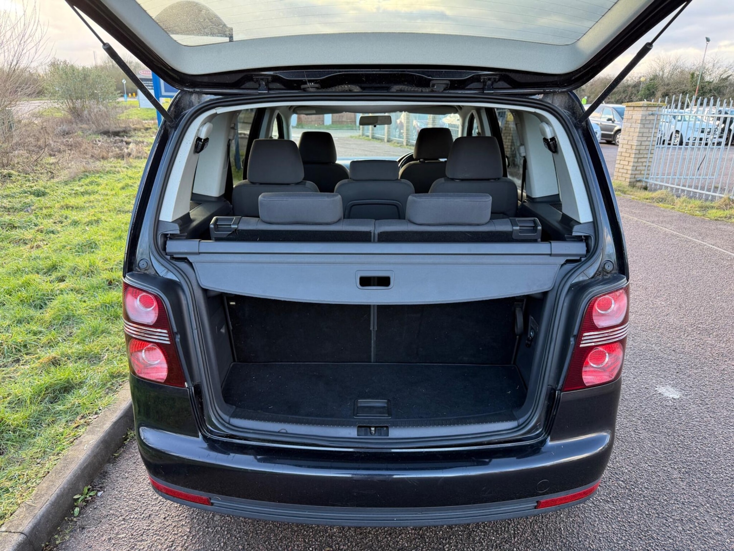 Used Volkswagen Touran 2019 for sale - 77359106: Photo 18