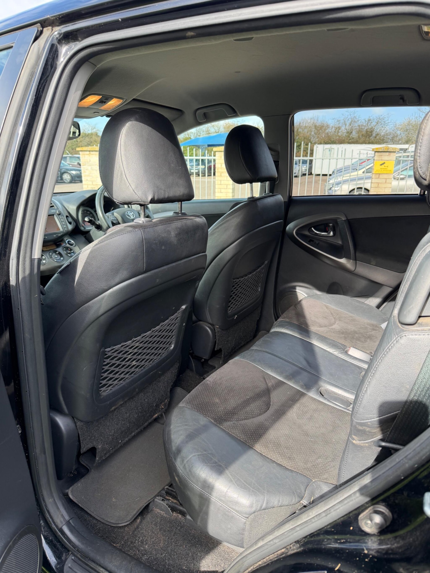 Used Toyota RAV4 2011 for sale - 77892842: Photo 17